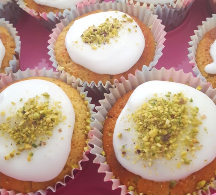 Gluten free vegan lemon pistachio cupcakes